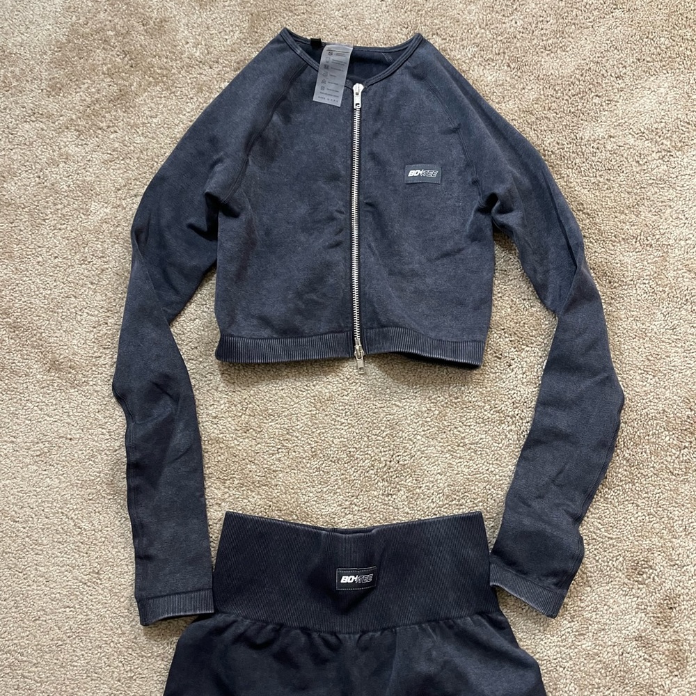 Bo + Tee Set